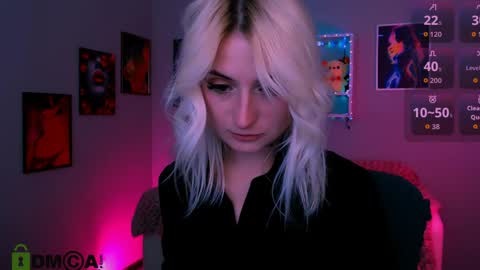 Snapshot of kira_blase chatting on 2, 5, 2026 Kira online show from 2, 5, 2026