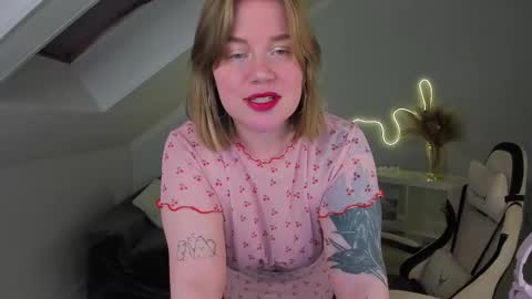 Snapshot of kira_citro chatting on 28, 2, 2025 Kira  NEXT STREAM December 4 5pm CET  11am EST online show from 28, 2, 2025