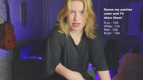 Snapshot of kira_citro chatting on 13, 9, 2025 Kira  NEXT STREAM December 4 5pm CET  11am EST online show from 13, 9, 2025