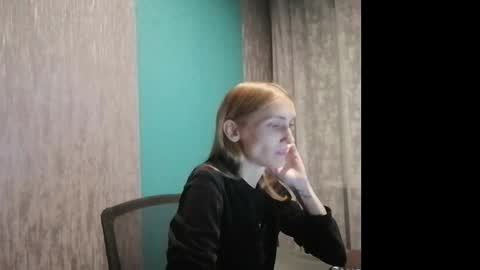 Snapshot of kira_morekiss chatting on 25, 10, 2025 kira_morekiss online show from 25, 10, 2025