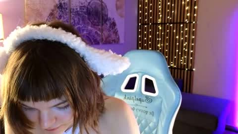 Snapshot of kira_naughtly chatting on 11, 5, 2026 kira_naughtly online show from 11, 5, 2026