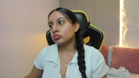 Snapshot of kira_relish chatting on 23, 5, 2026 K I R A online show from 23, 5, 2026