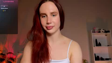 Snapshot of kira_sunrise chatting on 1, 10, 2025 Kira online show from 1, 10, 2025
