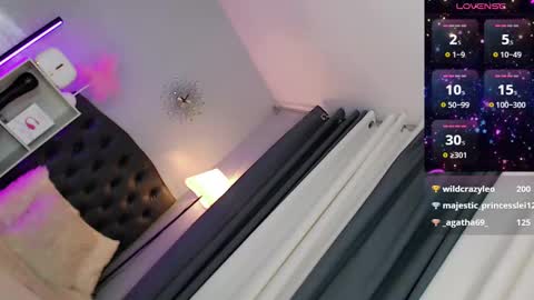 Snapshot of kira_willer chatting on 12, 12, 2024 KIRA online show from 12, 12, 2024