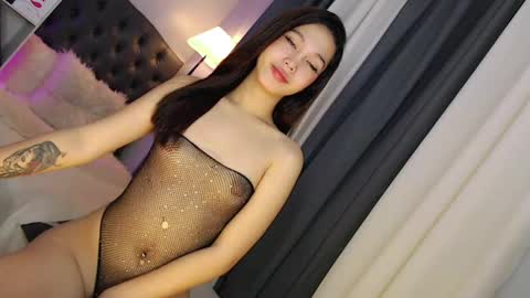 Snapshot of kira_willer chatting on 16, 12, 2024 KIRA online show from 16, 12, 2024