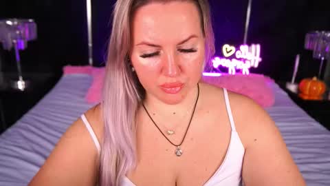 Snapshot of kiracandys chatting on 1, 12, 2025 Kira online show from 1, 12, 2025