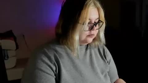 Just Kira online show from 2, 2, 2025