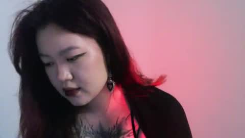 Snapshot of kiradrip chatting on 10, 7, 2026 Kira online show from 10, 7, 2026