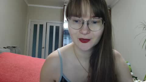 Snapshot of kiragoldens chatting on 17, 12, 2025 KiraGoldens online show from 17, 12, 2025