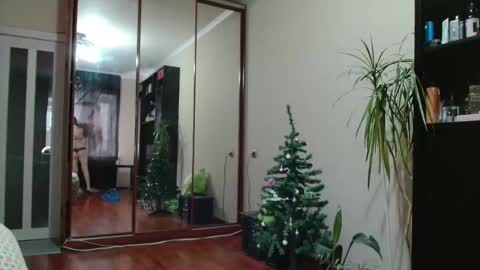 Snapshot of kiragoldens chatting on 19, 1, 2026 KiraGoldens online show from 19, 1, 2026