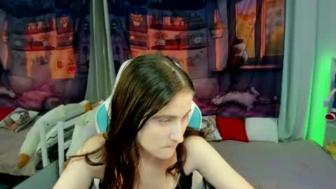 KiraParker online show from 2, 8, 2026