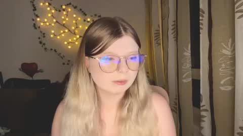 Snapshot of kirayume chatting on 3, 8, 2026 KiraYume online show from 3, 8, 2026