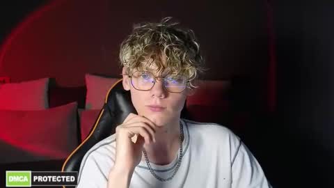 Snapshot of kirill_20_cm chatting on 28, 3, 2026 Kirill and Andrey online show from 28, 3, 2026