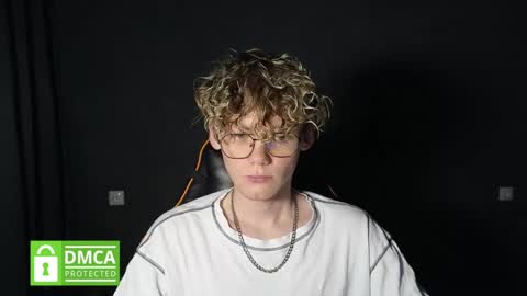 Snapshot of kirill_20_cm chatting on 22, 4, 2026 Kirill and Andrey online show from 22, 4, 2026