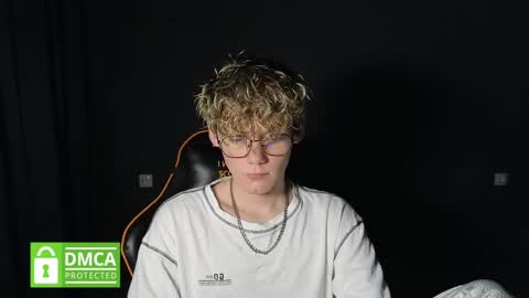 Snapshot of kirill_20_cm chatting on 22, 4, 2026 Kirill and Andrey online show from 22, 4, 2026