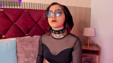Samantha  Velvet online show from 17, 4, 2026