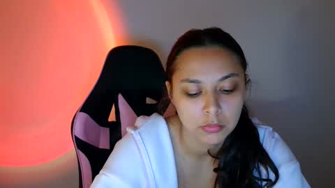 Snapshot of kiss_ameliaa chatting on 15, 10, 2025 kiss_ameliaa online show from 15, 10, 2025