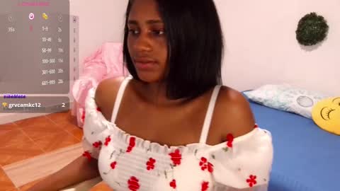 Snapshot of kiss_violet chatting on 29, 12, 2024 Violet online show from 29, 12, 2024