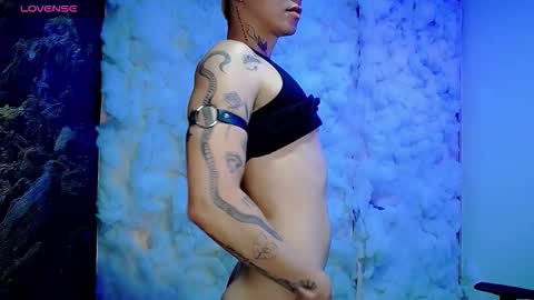 Snapshot of kiss_whitee chatting on 4, 2, 2026 kiss_whitee online show from 4, 2, 2026