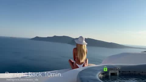 Alexandra online show from 1, 8, 2026