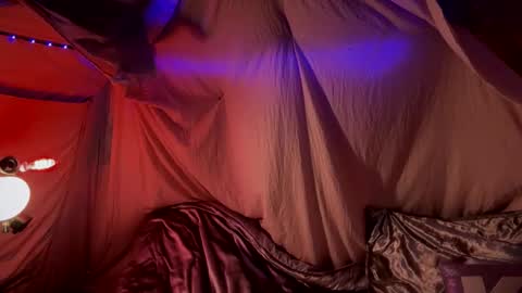 Kissah Kreampuff online show from 24, 12, 2024