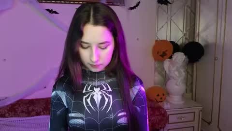 Hot Eva online show from 27, 10, 2025