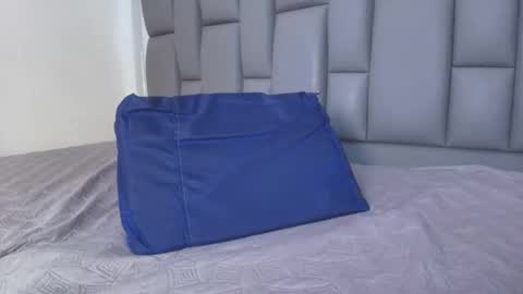 Snapshot of kissme_luna chatting on 13, 1, 2026 BELLA FLAME online show from 13, 1, 2026