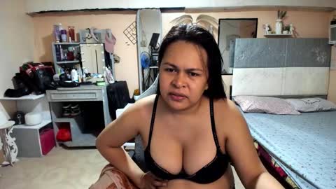 Snapshot of kissmeloves chatting on 3, 3, 2026 kissmeloves online show from 3, 3, 2026