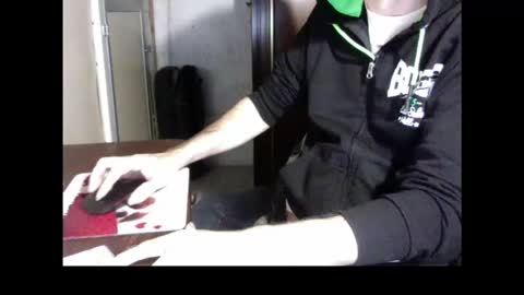 Snapshot of kissofbanned1983 chatting on 14, 11, 2025 kissofbanned1983 online show from 14, 11, 2025