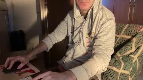 Snapshot of kissofbanned1983 chatting on 18, 2, 2026 kissofbanned1983 online show from 18, 2, 2026