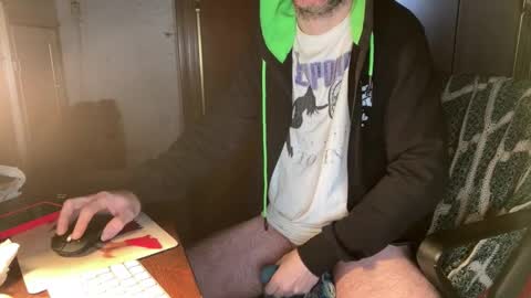 Snapshot of kissofbanned1983 chatting on 4, 3, 2026 kissofbanned1983 online show from 4, 3, 2026