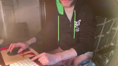 Snapshot of kissofbanned1983 chatting on 8, 3, 2026 kissofbanned1983 online show from 8, 3, 2026