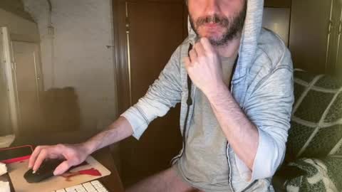 Snapshot of kissofbanned1983 chatting on 12, 3, 2026 kissofbanned1983 online show from 12, 3, 2026