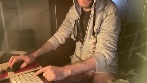 Snapshot of kissofbanned1983 chatting on 17, 3, 2026 kissofbanned1983 online show from 17, 3, 2026