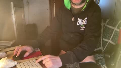 Snapshot of kissofbanned1983 chatting on 29, 3, 2026 kissofbanned1983 online show from 29, 3, 2026