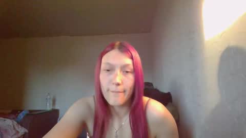 kiti_kitiss online show from 3, 5, 2026