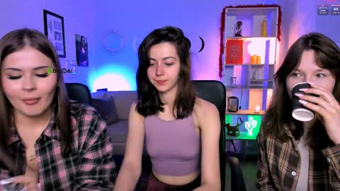 Snapshot of kitniss_dreamy chatting on 31, 3, 2026 kitniss online show from 31, 3, 2026