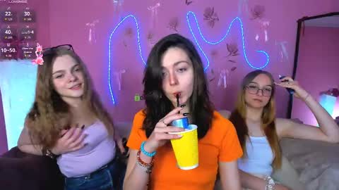 kitniss online show from 15, 5, 2026