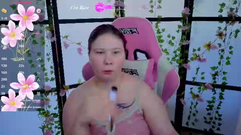 Snapshot of kitsune_little chatting on 17, 7, 2026 kitsune_little online show from 17, 7, 2026