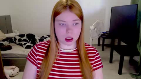 Jennyblonde and Emmabrunette online show from 3, 3, 2026