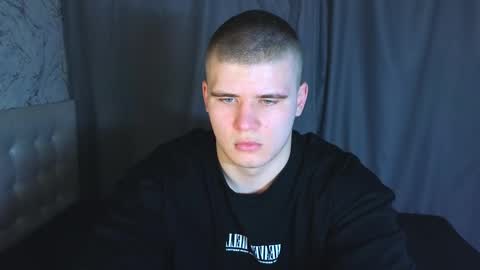 Snapshot of kittenmur chatting on 10, 12, 2024 Vlad online show from 10, 12, 2024