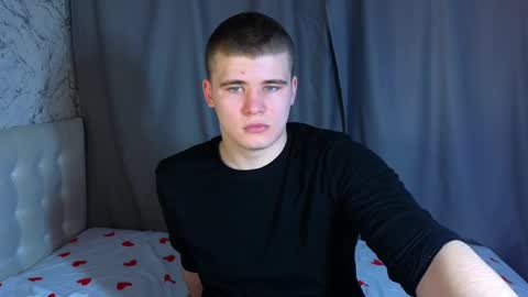 Snapshot of kittenmur chatting on 20, 12, 2024 Vlad online show from 20, 12, 2024