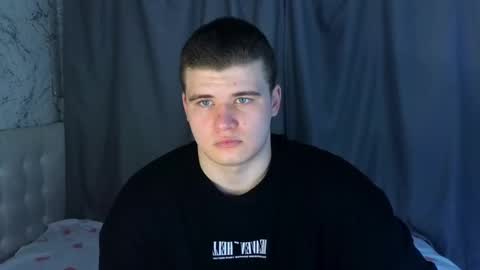 Snapshot of kittenmur chatting on 25, 1, 2025 Vlad online show from 25, 1, 2025