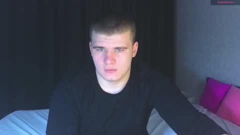 Snapshot of kittenmur chatting on 27, 2, 2025 Vlad online show from 27, 2, 2025