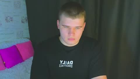 Snapshot of kittenmur chatting on 30, 9, 2025 Vlad online show from 30, 9, 2025