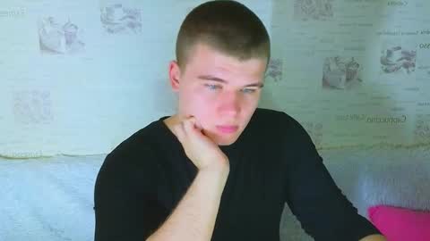 Snapshot of kittenmur chatting on 1, 10, 2025 Vlad online show from 1, 10, 2025