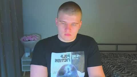 Snapshot of kittenmur chatting on 27, 10, 2025 Vlad online show from 27, 10, 2025