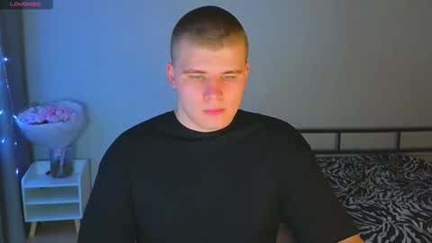 Snapshot of kittenmur chatting on 30, 10, 2025 Vlad online show from 30, 10, 2025