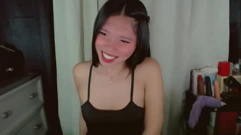 Snapshot of kitteylovesyou chatting on 10, 6, 2026 KITTY online show from 10, 6, 2026