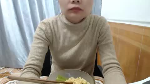 kitti_baby2x online show from 6, 11, 2025